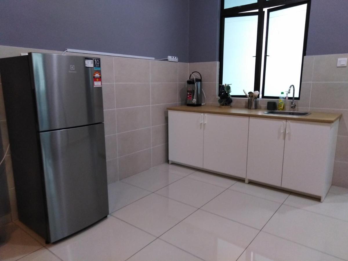 Roomah Homestay Melaka City, Private Pool, Fully Air Conditioning Malacca Exterior photo