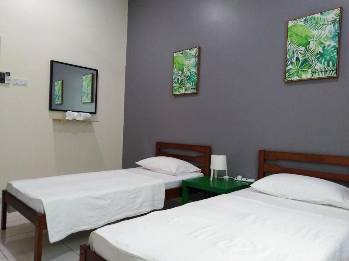 Roomah Homestay Melaka City, Private Pool, Fully Air Conditioning Malacca Exterior photo